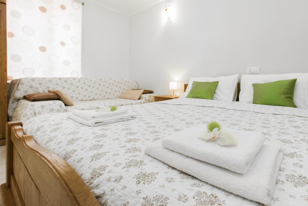 Top City Center Apartments Шибеник Экстерьер фото